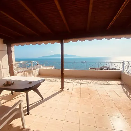 Apartment Lilo's Place Beach Sarande